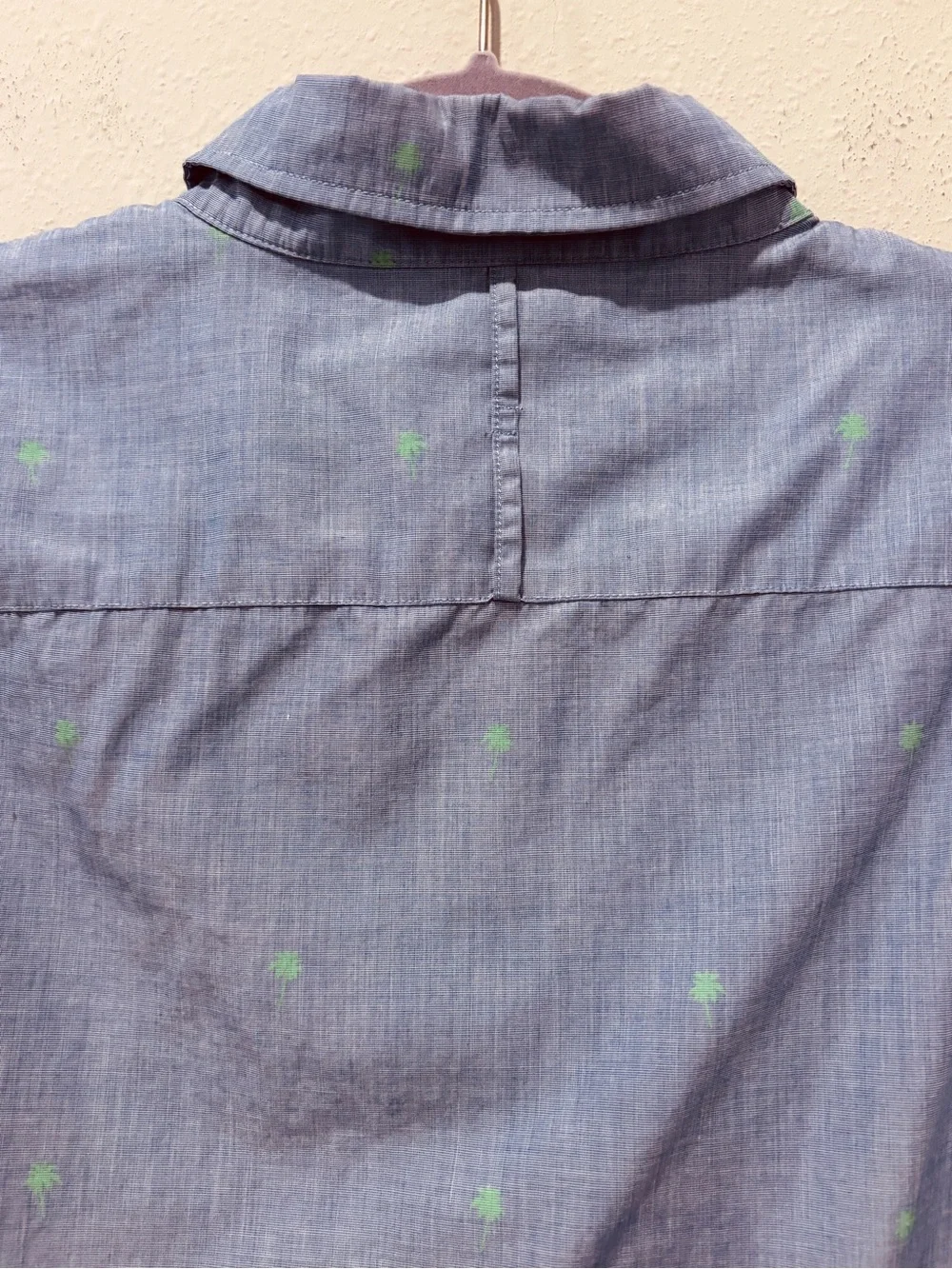 Banana Republic Blue Button Down Shirt Tropical Summer Vacation Luxe Poplin